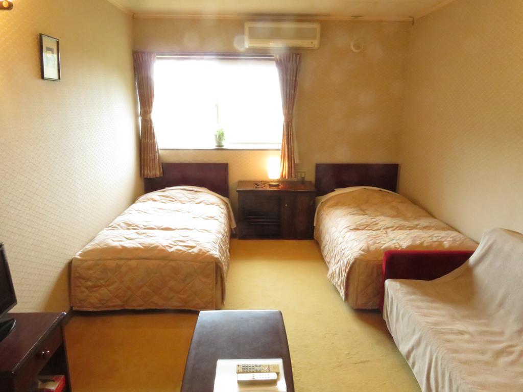 Nikko Pension L'Escale Екстер'єр фото